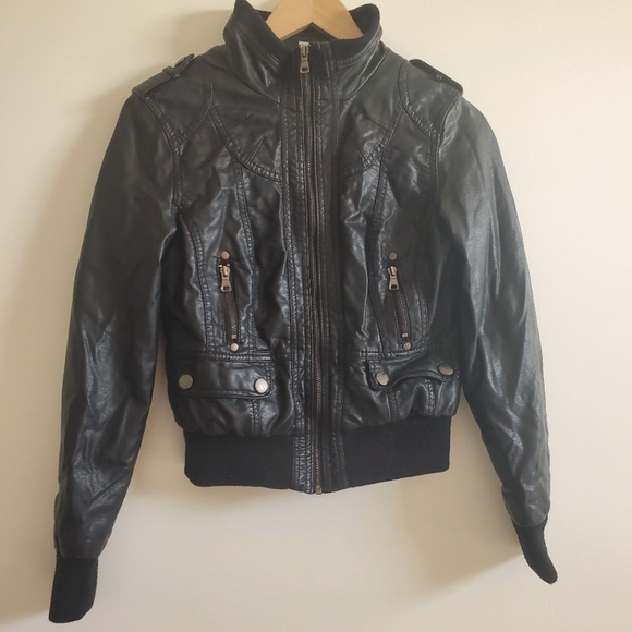 A Ci Sono light Jacket - Picture 1 of 6